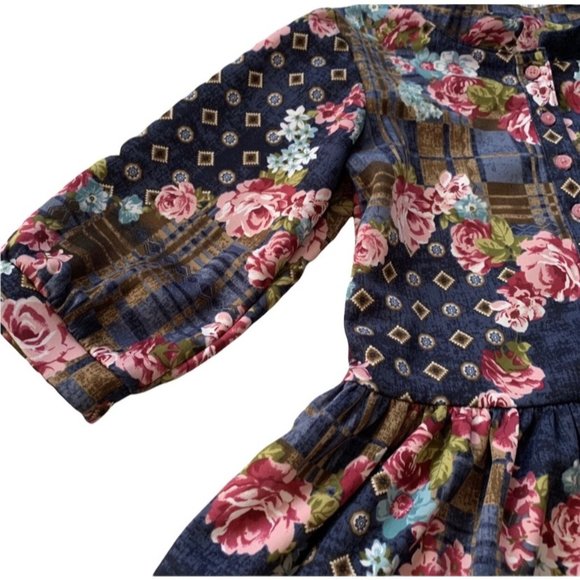 Pippa & Julie Floral Dress - Picture 4 of 8